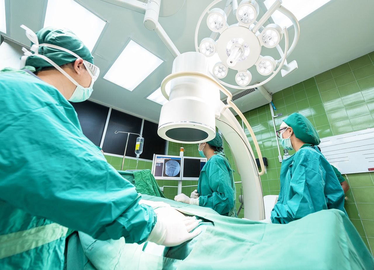 entdecken sie unsere umfassende liste für die ideale krankenhaus-tasche. alles, was sie benötigen, um sich auf die ankunft ihres neugeborenen vorzubereiten – von wichtigen dokumenten bis hin zu komfortartikeln.